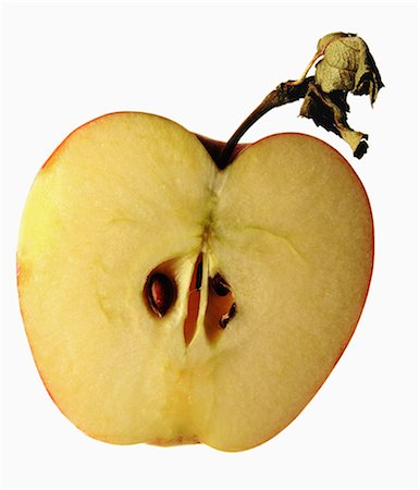 simsearch:825-07076465,k - Half an apple Stockbilder - Lizenzpflichtiges, Bildnummer: 825-07077268