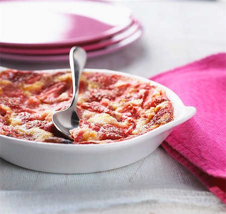 summer dessert - Strawberry Clafoutis Stock Photo - Rights-Managed, Code: 825-07077299