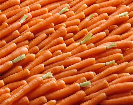 Overall of carrots Stock Photo - Rights-Managed, Code: 825-07077385