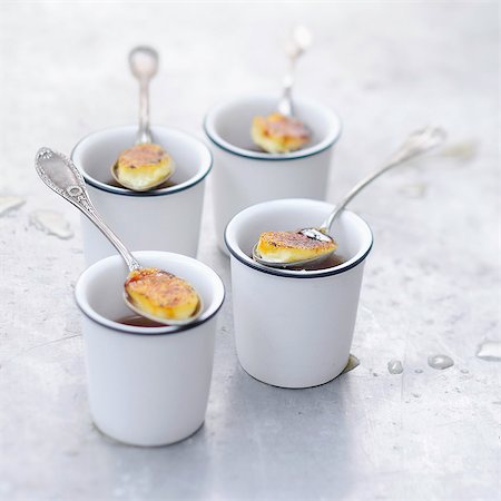 Spoonfuls of Creme brulée Stock Photo - Rights-Managed, Code: 825-07077425