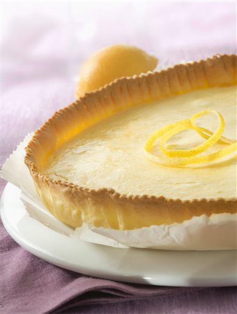 simsearch:652-05809042,k - Lemon tart Stock Photo - Rights-Managed, Code: 825-07077485