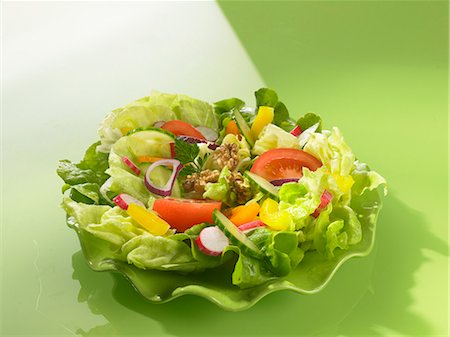 Mixed salad Photographie de stock - Rights-Managed, Code: 825-07077528