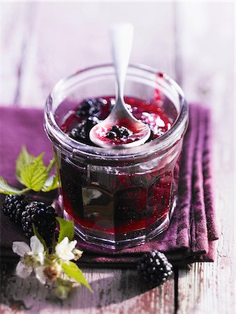 simsearch:825-05988078,k - Blackberry jam Stock Photo - Rights-Managed, Code: 825-07077626