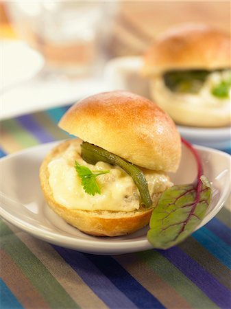 Salt-cod brandade,cream and green pepper sandwich Stockbilder - Lizenzpflichtiges, Bildnummer: 825-07077667