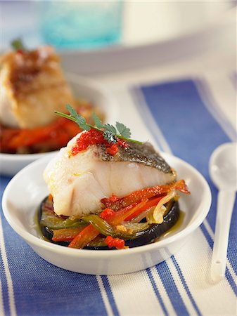 simsearch:825-07077711,k - Salt-cod with zucchinis and red and green peppers Photographie de stock - Rights-Managed, Code: 825-07077705