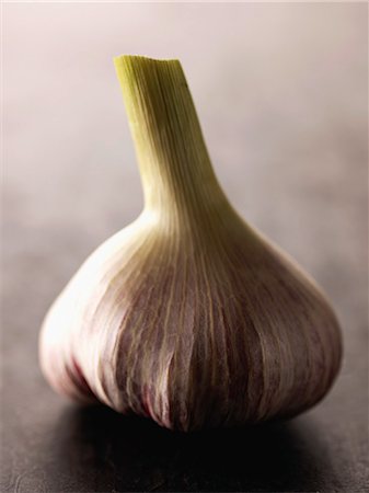 Head of garlic Stock Photo - Rights-Managed, Code: 825-07077818