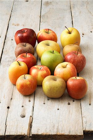 Apple composition Stock Photo - Rights-Managed, Code: 825-07077924