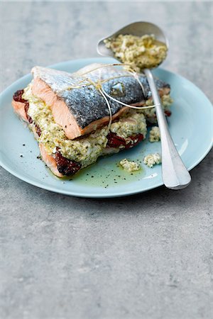 simsearch:652-05806903,k - Salmon stuffed with fromage frais Stock Photo - Rights-Managed, Code: 825-07077932