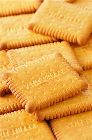 simsearch:825-05836287,k - Rich tea biscuits Stock Photo - Rights-Managed, Code: 825-07078026