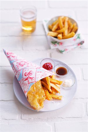 photocuisine - Fish and chips Photographie de stock - Rights-Managed, Code: 825-07078057