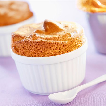simsearch:825-07077825,k - Individual soufflé Stock Photo - Rights-Managed, Code: 825-07078304