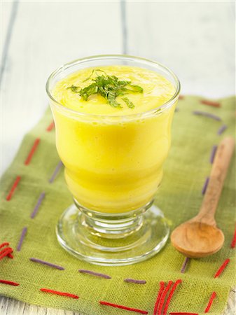 simsearch:652-05809243,k - Mango and pine nut cream dessert with fresh mint Stock Photo - Rights-Managed, Code: 825-07522275