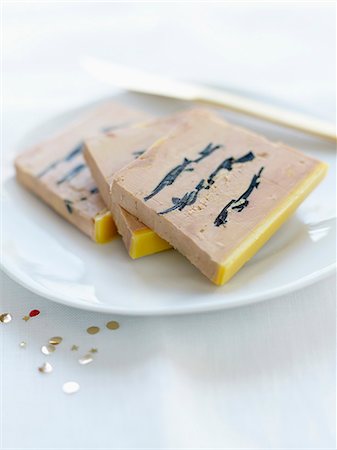 simsearch:652-03800807,k - Foie gras and truffle terrine Photographie de stock - Rights-Managed, Code: 825-07522302