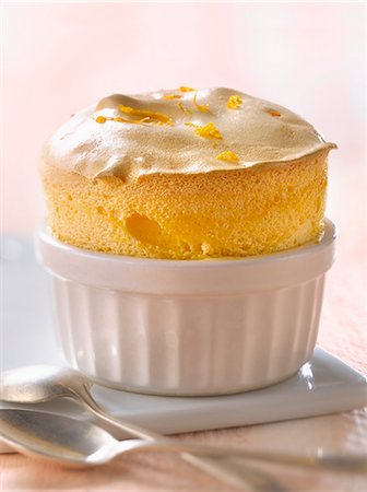 simsearch:825-05836349,k - Clementine soufflé Stockbilder - Lizenzpflichtiges, Bildnummer: 825-07522437