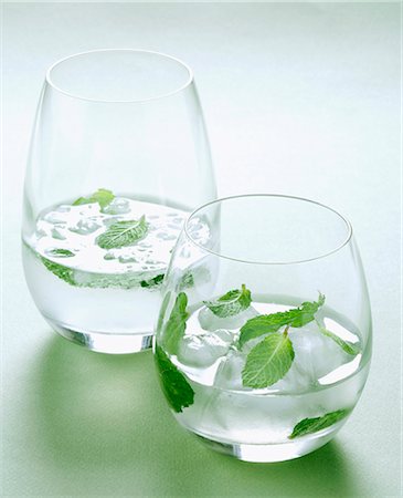 simsearch:825-05814570,k - Mojito and Agave Stockbilder - Lizenzpflichtiges, Bildnummer: 825-07522474