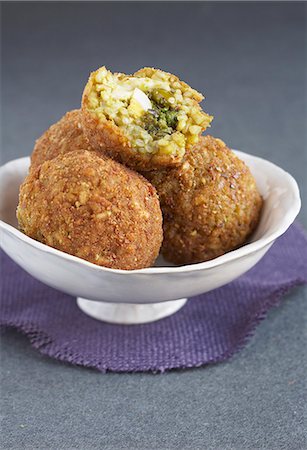 Rice and pistachio croquettes Photographie de stock - Rights-Managed, Code: 825-07522688