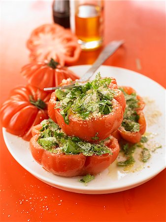 simsearch:825-07522913,k - Provençal-style stuffed tomatoes Photographie de stock - Rights-Managed, Code: 825-07522916