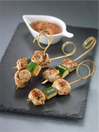 starter - Chicken and zucchini mini brochettes Stock Photo - Rights-Managed, Code: 825-07522949