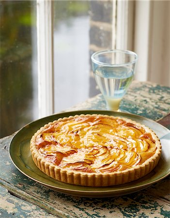 Normandy apple tart Stock Photo - Rights-Managed, Code: 825-07523032