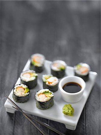 seaweed dish - Avocado-surimi makis Stock Photo - Rights-Managed, Code: 825-07523145