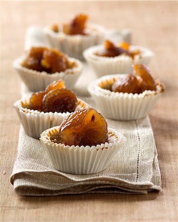 simsearch:825-07599415,k - Candied chestnut mini cheesecakes Stockbilder - Lizenzpflichtiges, Bildnummer: 825-07599406