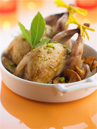 simsearch:825-07652671,k - Stuffed quail Stock Photo - Rights-Managed, Code: 825-07599473