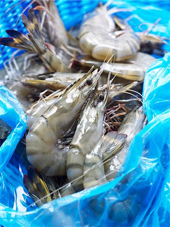 simsearch:825-07599520,k - Raw shrimps from Madagascar Fotografie stock - Rights-Managed, Codice: 825-07599569