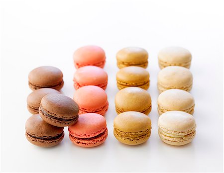 simsearch:652-03801421,k - Different flavored macaroons Stock Photo - Rights-Managed, Code: 825-07599560