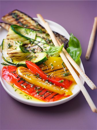 simsearch:652-07655553,k - Antipasti,grilled vegetables Photographie de stock - Rights-Managed, Code: 825-07599697