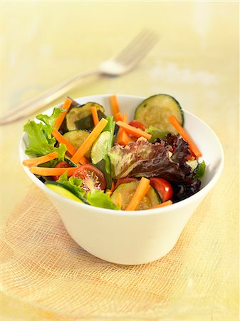 simsearch:652-07655200,k - Dulse seaweed salad Photographie de stock - Rights-Managed, Code: 825-07652685