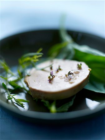 simsearch:652-03803601,k - Slice of foie gras Photographie de stock - Rights-Managed, Code: 825-07652728