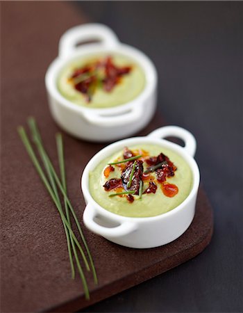 simsearch:652-07655956,k - Broad bean puree with dried chorizo Stock Photo - Rights-Managed, Code: 825-07652851