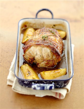 simsearch:825-03627151,k - Roast pork with apples and cider Fotografie stock - Rights-Managed, Codice: 825-07652933