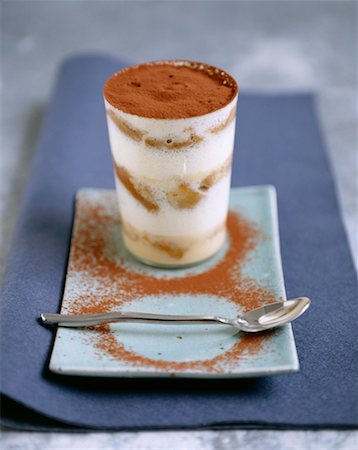 finger biscuit - Tiramisu Foto de stock - Con derechos protegidos, Código: 825-02304437