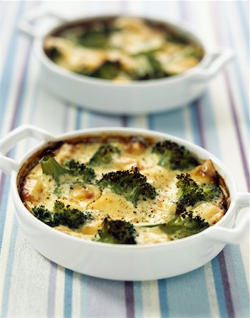 Broccoli and gruyere Clafoutis Stock Photo - Rights-Managed, Code: 825-02304876