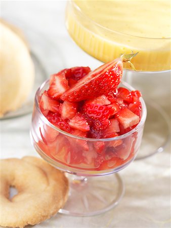 summer berry salad - Strawberries and Sabayon Stock Photo - Rights-Managed, Code: 825-02305025