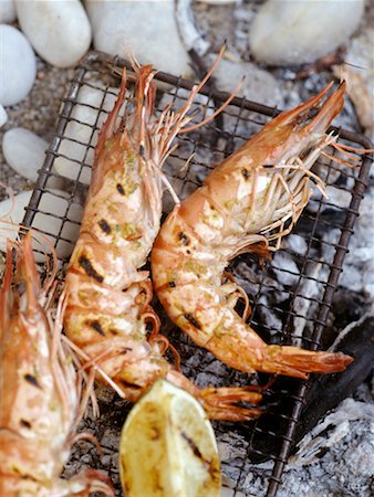 grilled gamba prawns with lemon Foto de stock - Con derechos protegidos, Código: 825-02305443