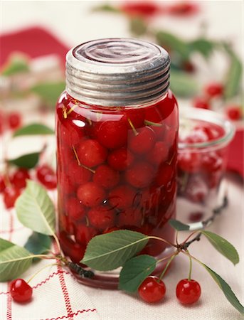 simsearch:825-02303254,k - jar of cherries in syrup Stock Photo - Rights-Managed, Code: 825-02305640
