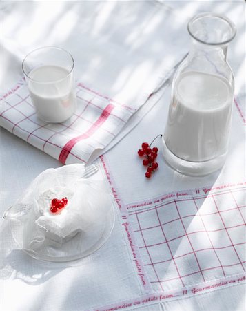 dairy country - dairy produce on simple country- style table Stock Photo - Rights-Managed, Code: 825-02306187