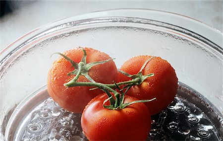 steamed tomatoes Stock Photo - Rights-Managed, Code: 825-02306192