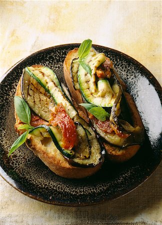 grilled vegetables on bread Stock Photo - Rights-Managed, Code: 825-02306226