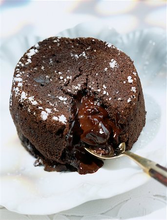 moist chocolate and walnut sponge Stock Photo - Rights-Managed, Code: 825-02306270