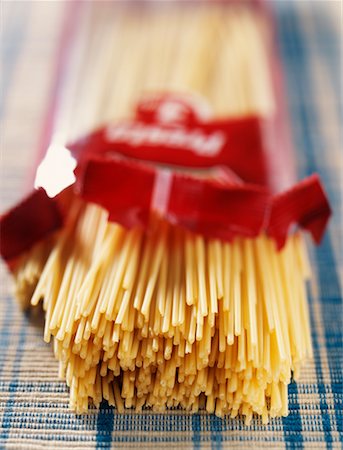 spaghetti Fotografie stock - Rights-Managed, Codice: 825-02306373
