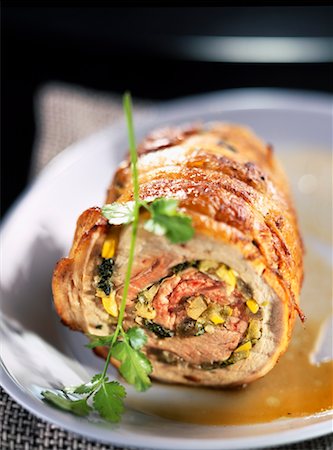 simsearch:825-02307060,k - loin of veal stuffed with two lemon confit Fotografie stock - Rights-Managed, Codice: 825-02306406