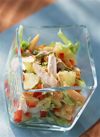 diced fruit - chicken salad Foto de stock - Con derechos protegidos, Código: 825-02306480