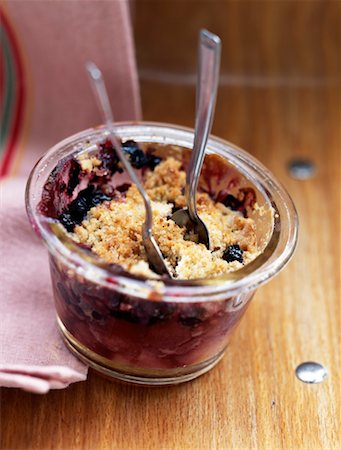 Summer fruit crumble Stock Photo - Rights-Managed, Code: 825-02306981