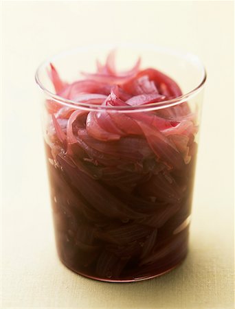 simsearch:825-02303254,k - Pickled red onions Stock Photo - Rights-Managed, Code: 825-02307017
