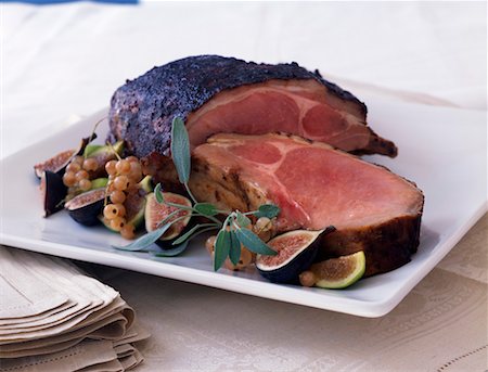 simsearch:825-02307688,k - Roast pork with figs Stock Photo - Rights-Managed, Code: 825-02307327