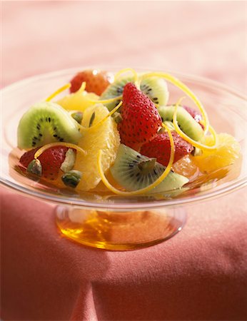 simsearch:825-02307900,k - Fruit salad Stock Photo - Rights-Managed, Code: 825-02307378