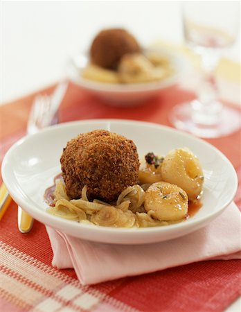 potato croquette - Breaded beef croquette with turnips and onions Stock Photo - Rights-Managed, Code: 825-02307537